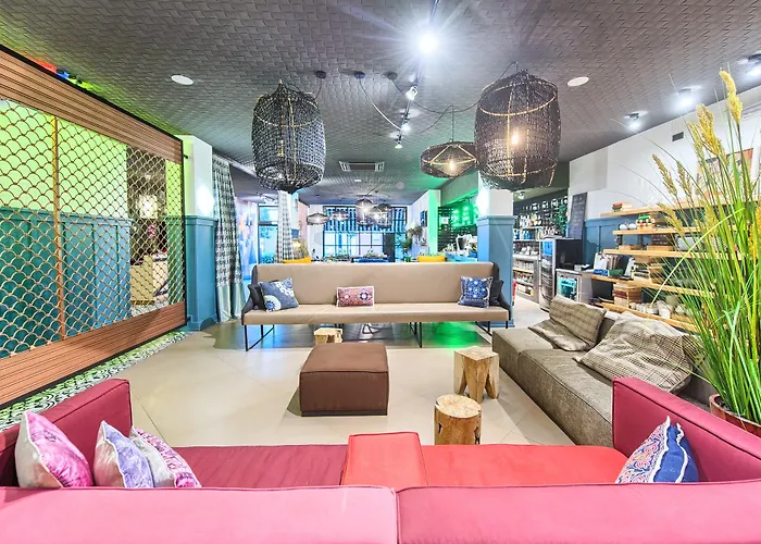 New Colon Hotel