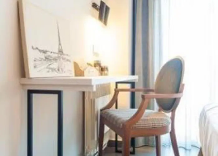 New Colon Hotel