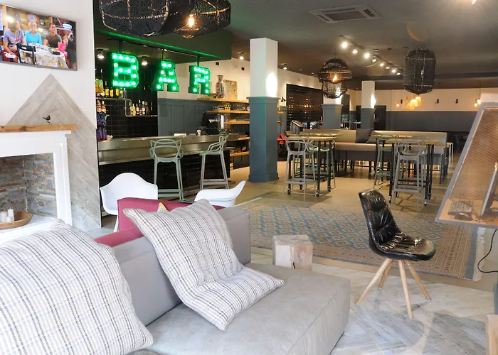 New Colon Hotel