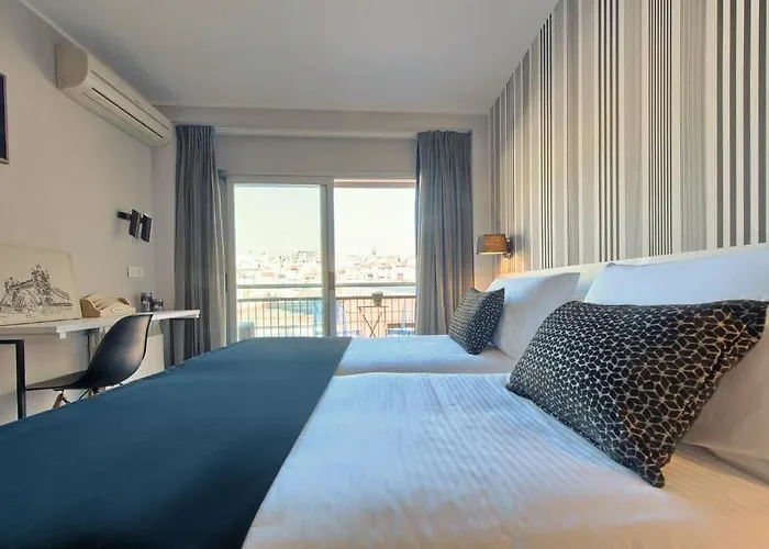 Hotel New Colon 3*