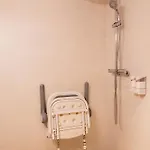 New Colon Hotell