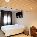 New Colon Hotel