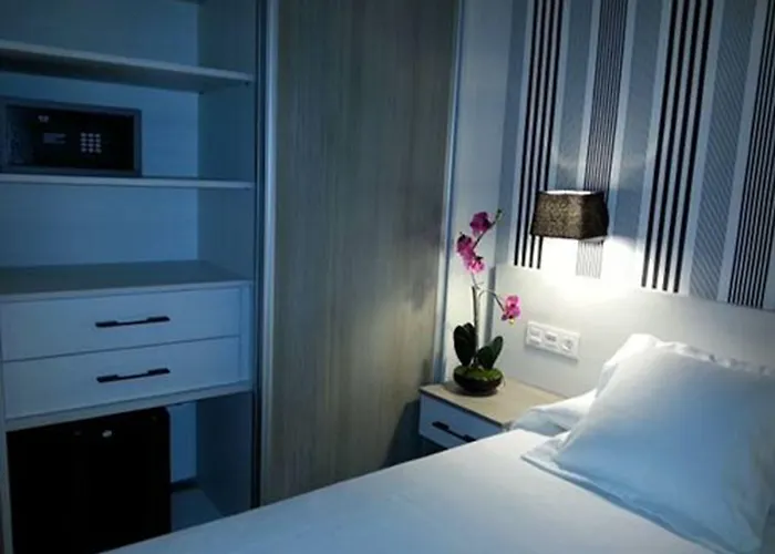 Szálloda New Colon 3*